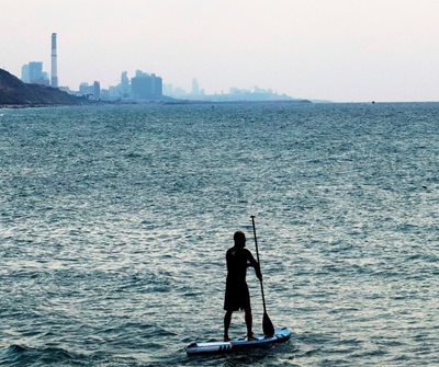 חותר בלב ים 0352 -27