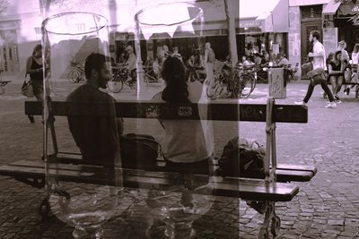 כוסות ליין שקופות +זוג על ספסל 00184 שחור לבן