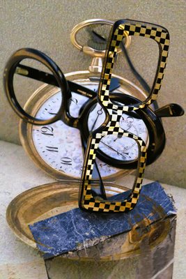 משקפיים וינטג' ושעון סבא דרקר קולור 00215