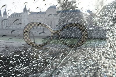 קולאז' טיפות גשם עם משקפיים 0031 -00