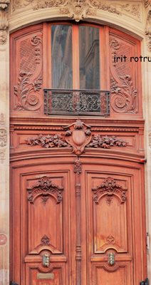 דלת ברחוב סאנט לאזר 3788 -5