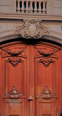 דלת ברחוב סאנט לאזר41 בחום 3785 -5