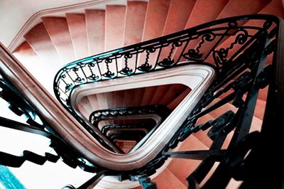 מדרגות פריזאיות עם פרזול 4125 -17